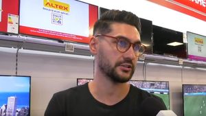 Cum a reușit un fost jucător al Universității Craiova să devină campion european și mondial în FIFA: „Acesta este secretul!” | VIDEO EXCLUSIV