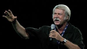 Mărturii infernale despre "ferma Karolyi", cea care ar fi trebuit să fie un sanctuar al gimnasticii americane: "Parcă mă îndreptam spre închisoare. Așa mă simțeam. Nu era semnal la telefon. Știau tot"