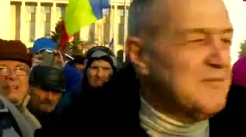 Gigi Becali a ieșit și el la protestele din Piața Victoriei. Ce a declarat patronul FCSB
