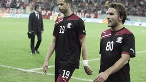 Copos a găsit soluția și pune piciorul în prag: "Accepți sau pleci!"** Jucătorii strâmbă din nas: "Nu ne convine!" Ce ofertă au primit