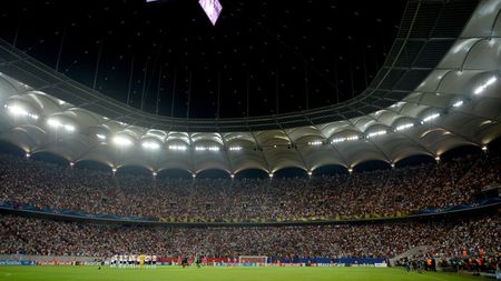 Aalborg a vrut ca meciul cu Steaua să se joace cu spectatori. Danezii au trimis o cerere la UEFA, dar au fost refuzați