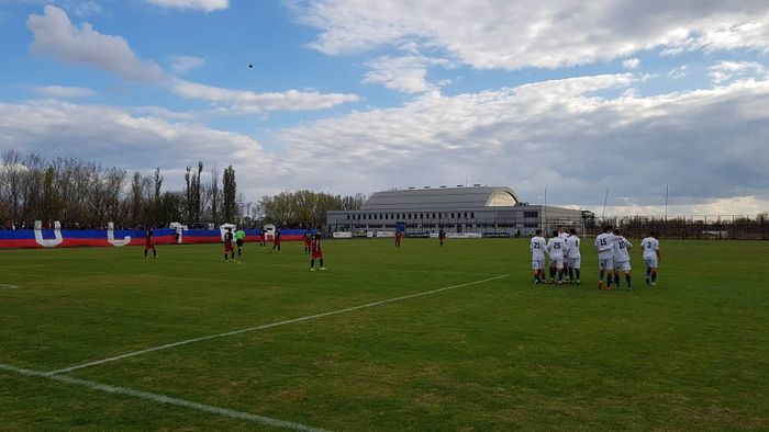 VIDEO | Steaua - AFC Asalt 1-1. Incidente între Jandarmerie și suporteri: fanii și jucătorii au avut de suferit din cauza gazelor lacrimogene. "Roș-albaștrii" au fost egalați cu un gol de la mijlocul terenului! 