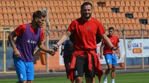 Ștefan Bărboianu, antrenor principal pentru o zi, la Reșița: ”Le-am trasat doar câteva sarcini tehnice la tablă, de care le-am zis că dacă voi ajunge vreodată antrenor vreau să le văd la echipa mea. Și au făcut un meci mare”