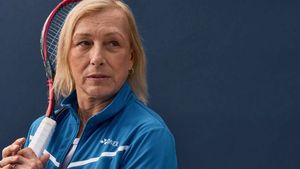 „Ce ipocrit patetic! Are 6 copii cu trei neveste și dă vina pe partidul politic că distruge familia”. De ce a pornit Martina Navratilova un război cu Caitlyn Jenner