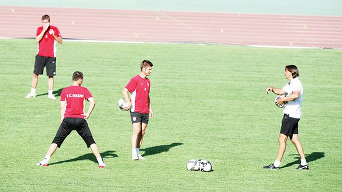 Andrei Cristea îi așteaptă pe Messi&Co:** "Ar fi fantastic să jucăm un amical cu Barcelona"