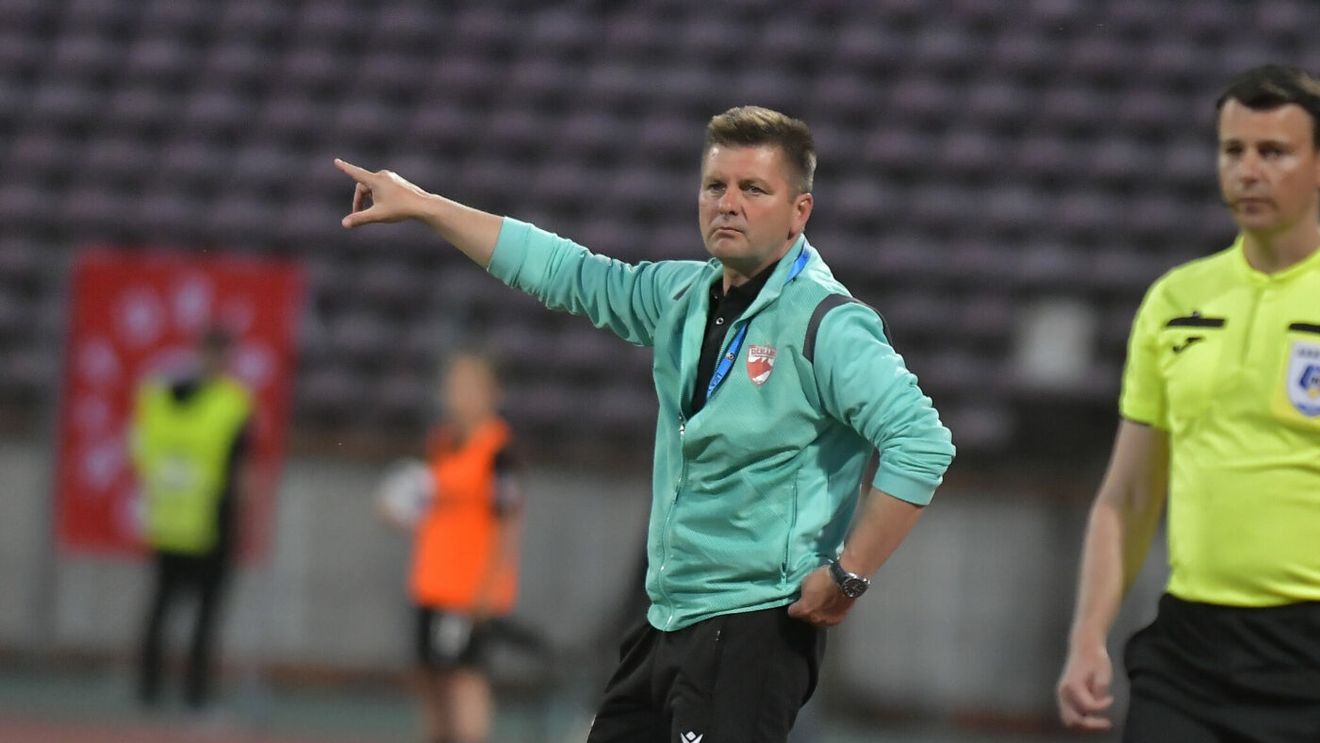 Dusan Uhrin, extrem de sincer după Dinamo - UTA: „A fost un sezon catastrofal!”