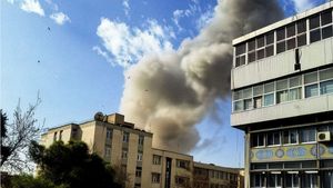 Un iranian care trăiește în Cluj e disperat pentru că nu reușește să ia legătura cu familia care locuiește la 300 de kilometri de Teheran: „Nu dau de ei”