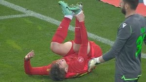 Momente greu de privit la TV pentru Gigi Becali. Fotbalistul pe care a plătit o sumă importantă lui Gică Hagi a ieșit în lacrimi, după ce s-a accidentat