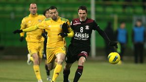 Transferul care ar face Rapidul favorită la titlu!** Sânmărtean: "Mă flatează interesul lor!"