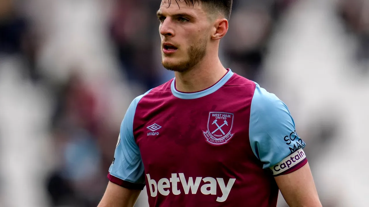 Chelsea și Manchester United, în alertă după ce vedeta Declan Rice a refuzat două oferte contractuale din partea lui West Ham!