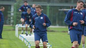 Petrescu: "La Rapid, am fost lucrat! După ce am plecat, jucătorii au cântat de fericire!"