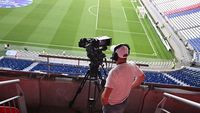 PRO TV a dat lovitura: a cumpărat drepturile TV pentru meciurile de fotbal și numărul de abonați Voyo a „explodat”