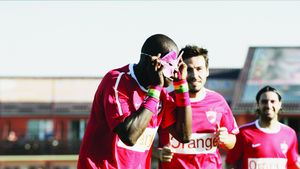 Amănunte incredibile din scandalul N'Doye - Andone!** Cum și-a bătut joc senegalezul de antrenor cu masca de la Tg. Mureș