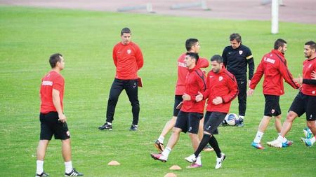 New Dinamo pe stil vechi! Negoiță, la al treilea antrenor în șapte luni! Stoican, în fața primului test