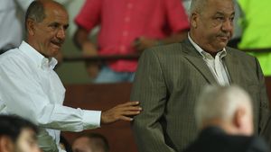 Taher: "Copos vrea să bage Rapidul în faliment**, ca să rămână cu terenurile de la Pro Rapid!"