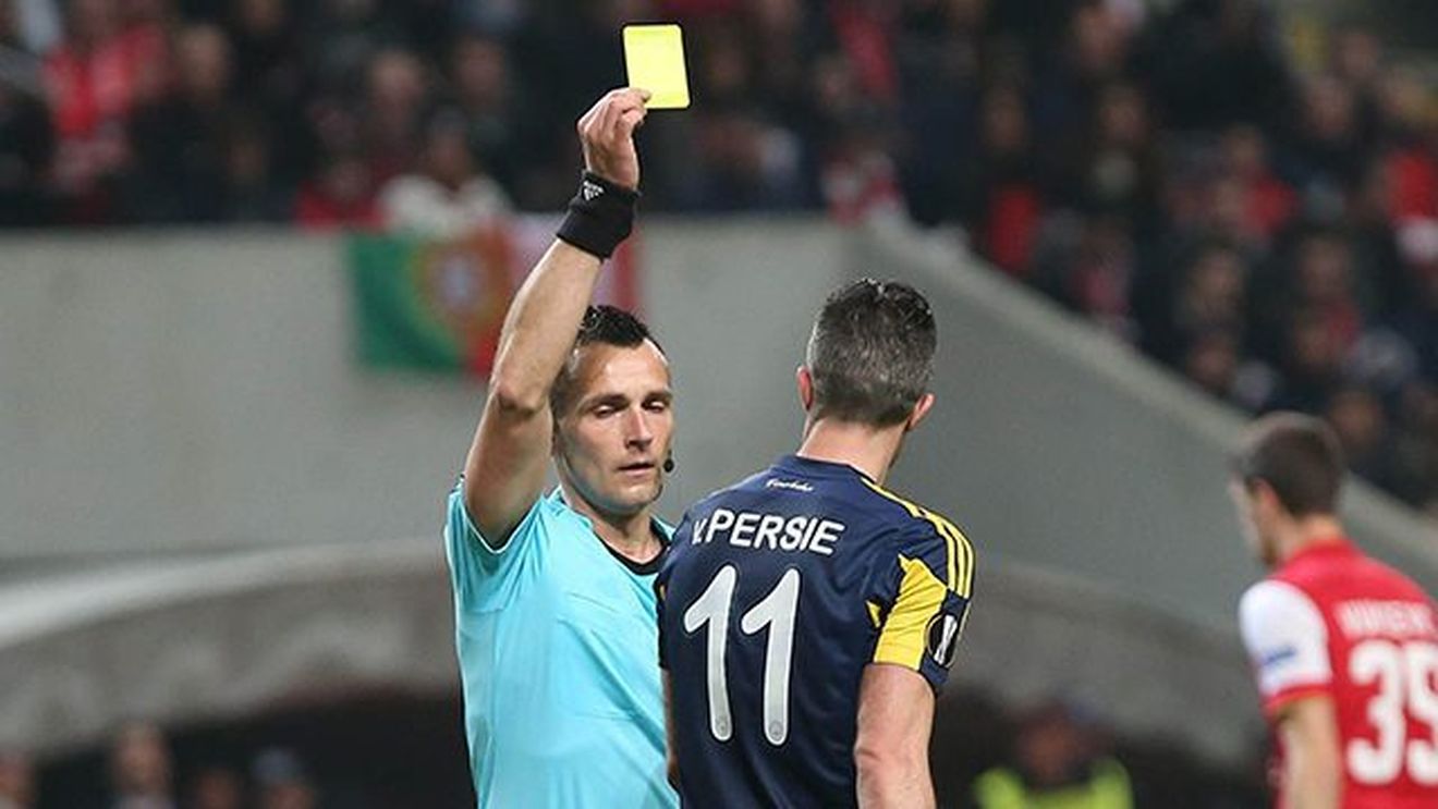 UEFA a decis cine arbitrează Plzen - FCSB! Ultima "pată" pe retina românilor cu el la centru nu a fost prea plăcută