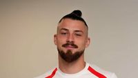 Radu Drăgușin a fost prezentat oficial de Fiorentina. Primele imagini în tricoul noii sale echipe