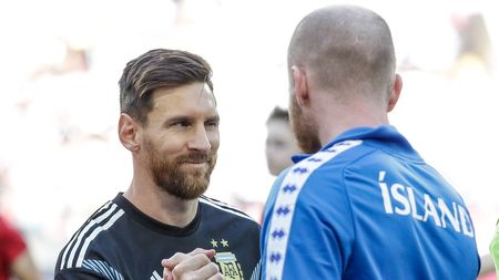 Leo Messi a rămas uimit când un adversar a venit la el și i-a spus cine e, de fapt, tatăl său: „Nu-mi aduc aminte, era mic”