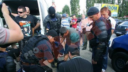 Ultrașii lui Hajduk s-au încăierat cu suporterii "câinilor"!  Cinci steliști au fost implicați în incidente! "A fost fair-fight"