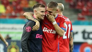 Asta îl poate umple de bani pe Gigi Becali: „Cluburi din top 5 campionate ale lumii vin la Steaua Roșie - FCSB pentru Bîrligea și Olaru”