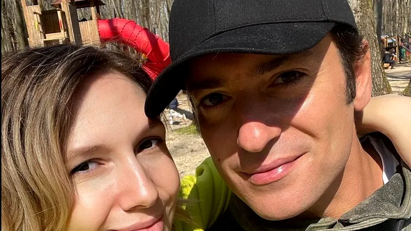 Cum a început povestea de dragoste dintre Adela Popescu și Radu Vâlcan. ”Înnebuneam când apărea”