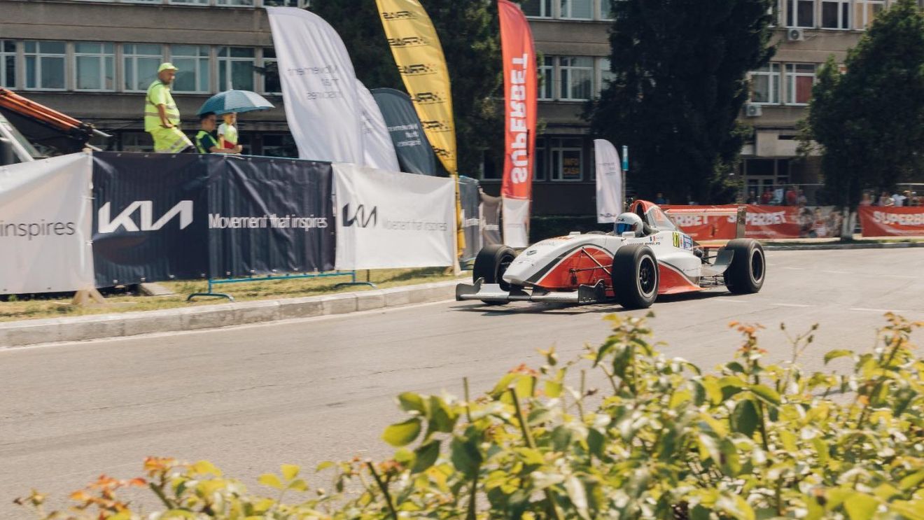 Victorie fabuloasă pentru Jerome France în Deva Super Rally! A câștigat, deși a început manșa finală cu o ieșire în decor | VIDEO