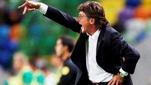 Mazzarri: **"Jucăm mai ușor în deplasare! Mizăm pe contraatac"