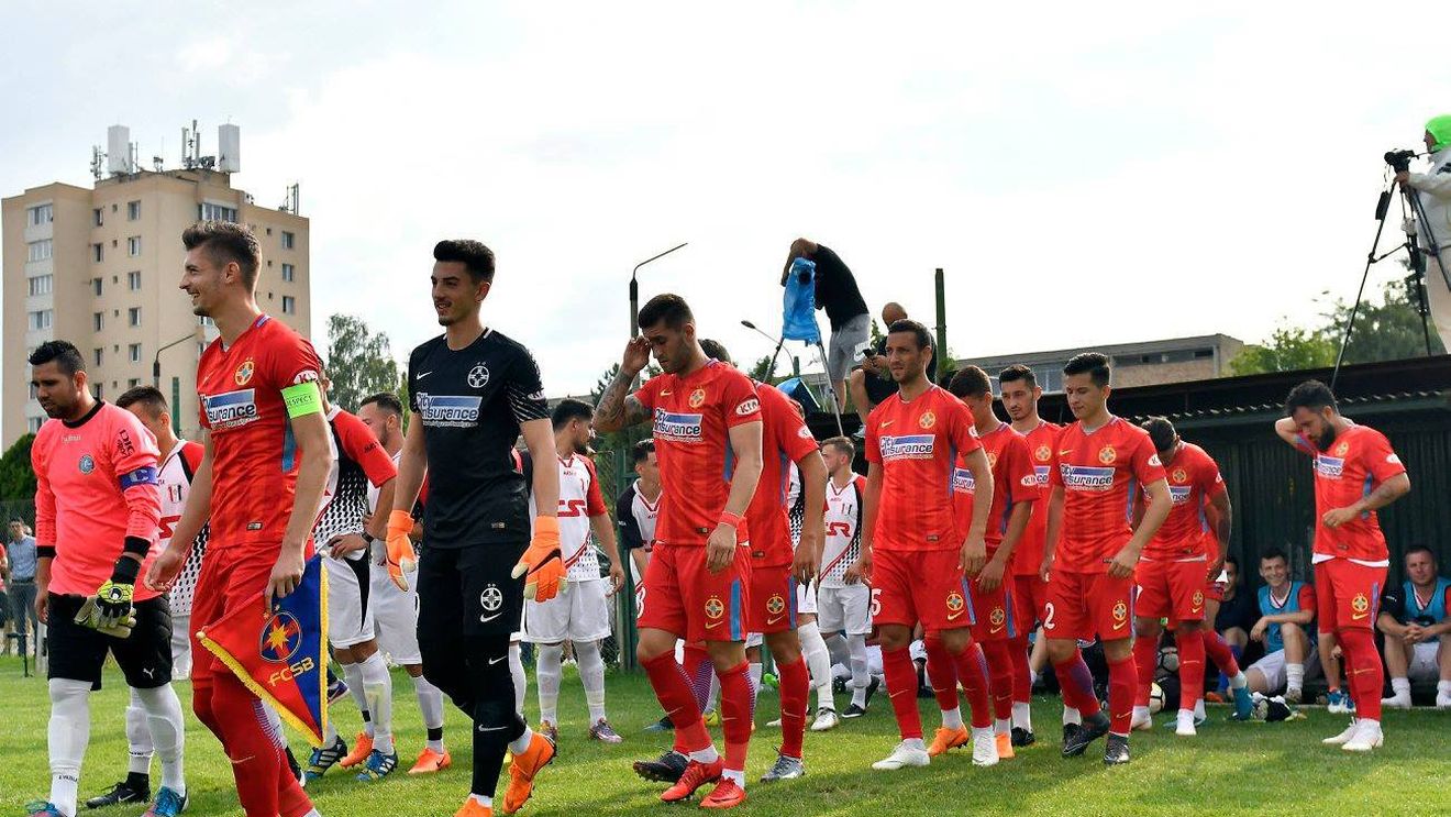 Ghinion pentru noul transfer al FCSB-ului. A venit să înlocuiască un fotbalist în dizgrație, dar rămâne rezervă după o "remontada" de zile mari

