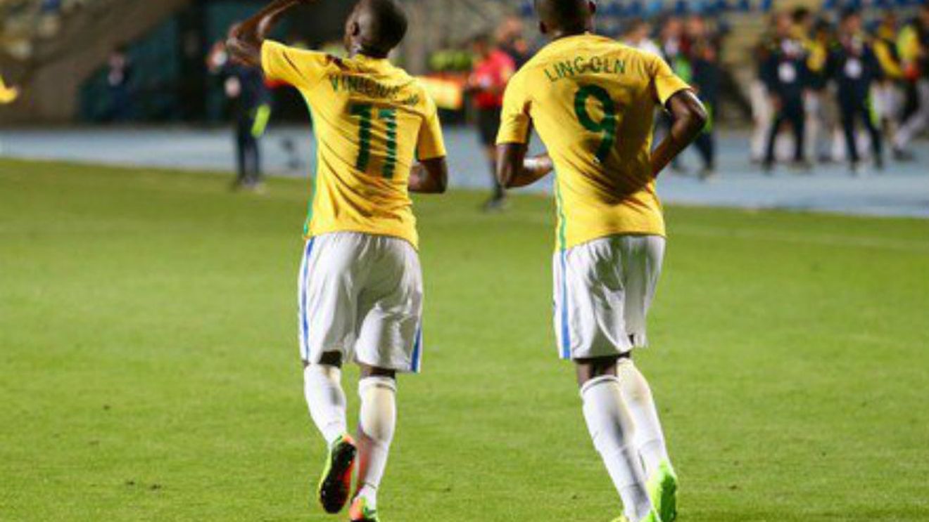 Barcelona și Real Madrid se luptă pentru "noul Neymar"! VIDEO | Ce știe să facă puștiul care a pus pe jar granzii din Spania