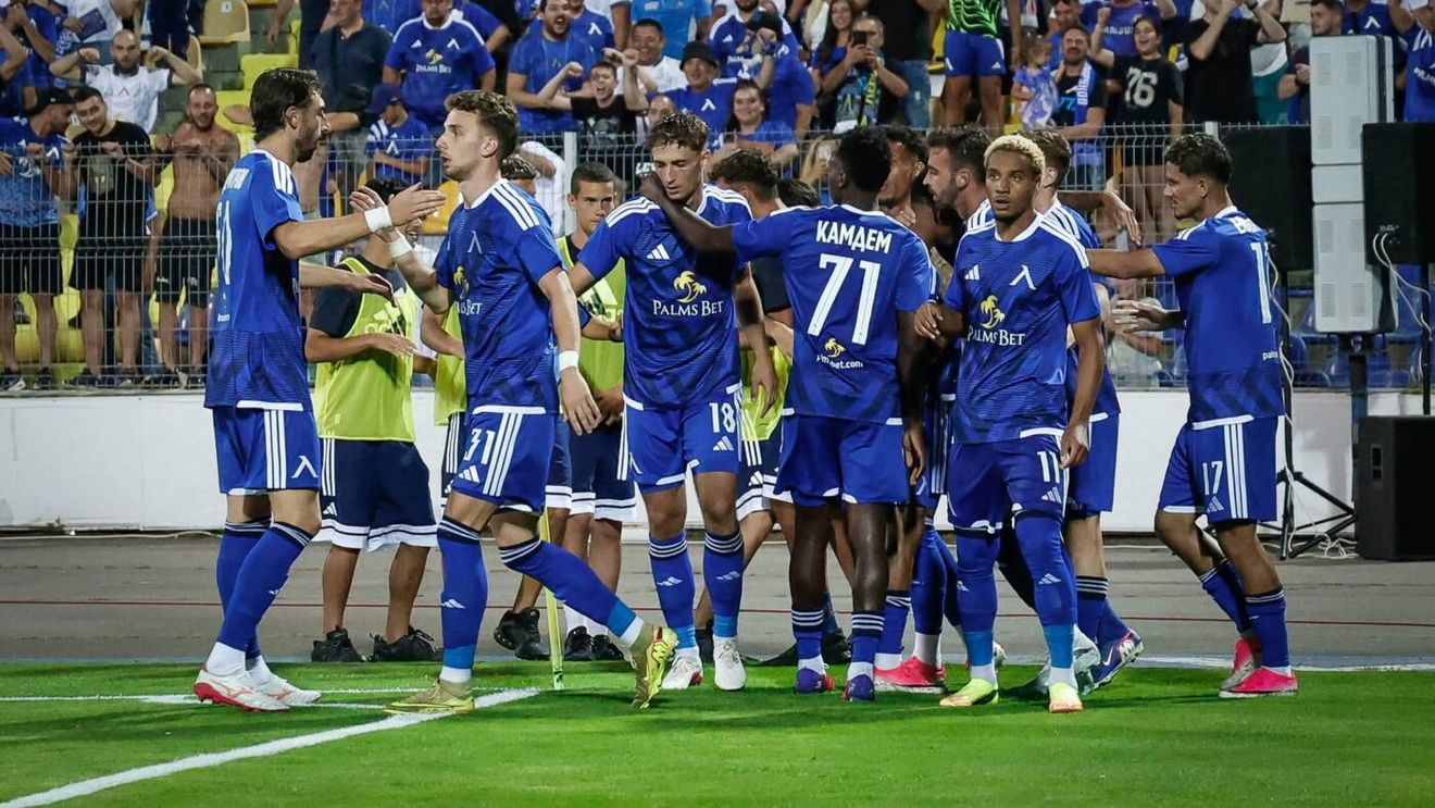 Levski n-a avut emoţii în prima etapă din Bulgaria, înaintea duelului din Champions League cu Universitatea Craiova. Ce reacţie a avut antrenorul Velasquez