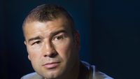 Lucian Bute respectă și în Canada tradiția tăierii porcului de Crăciun: „Aici e la fel ca acasă”. SPECIAL