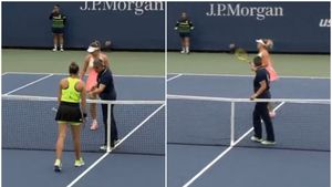 Gabriela Ruse e în finala calificărilor de la US Open! Adversara româncei, sancționată de arbitru după ce a lovit-o intenționat cu mingea pe Gabi