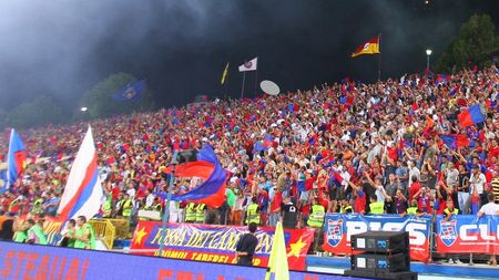 Steaua către fani: "Păstrați-vă biletele în cazul în care meciul se amână!"