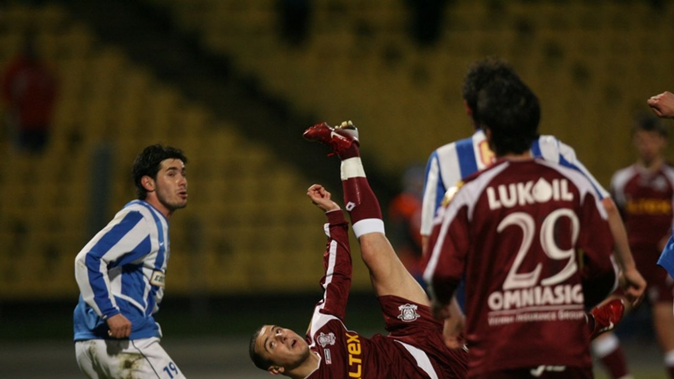 "Nu Borcea decide** transferul lui Zicu"