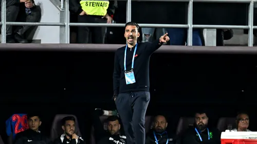Gestul şocant al lui Elias Charalambous în vestiarul FCSB. I-a luat telefonul lui Adrian Şut din mână şi a făcut asta: „Era supărat. I-am zis să aibă răbdare”