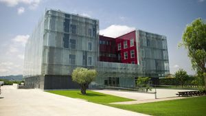 Un star al BarÃ§ei pune bazele unei academii de 5 stele!** "La Masia" va avea o clonă