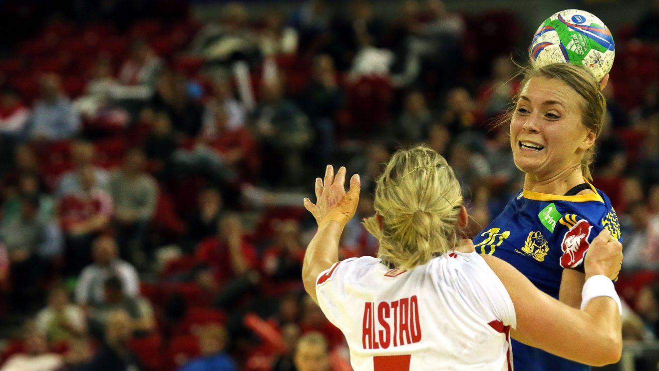 Vedetele echipei CSM București au început să sosească în România. Isabelle Gullden: "Cred că putem prinde turneul Final 4 chiar din primul sezon". Aventura începe cu o sală de forță și o cină!