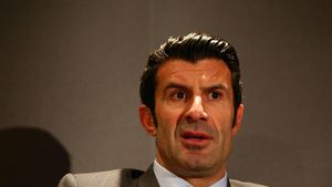 Luís Figo, reacție dură la adresa FIFA: „Mi se pare o nebunie a unor oameni care nu se gândesc la binele fotbalului”