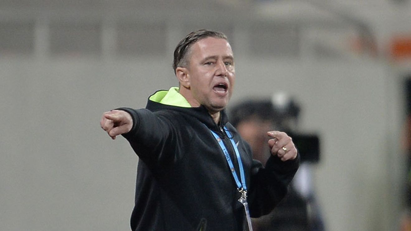 Reghecampf: "E vina mea pentru ce se întâmplă!" Antrenorul FCSB n-a venit la conferința de presă, pe motiv că nu se simte bine