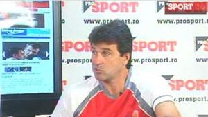 Hagiu:** "Nu am fost dat afară de la echipă! Am plecat eu după meciul cu Canada!"