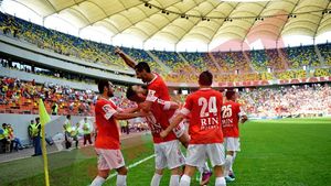 "Câinii" revin în cursa pentru Europa!** Dinamo - Gaz Metan 2-0! Picnic cu Puccini, Alexe și Matei