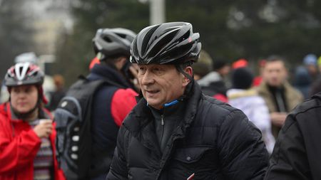 VIDEO - Fluierul de start în expediția "Cu bicicleta la mare", dat de Ion Crăciunescu. Fostul arbitru, în dialog cu Andru Nenciu