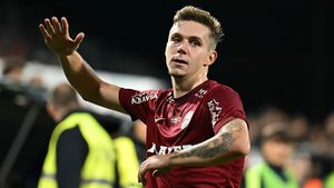 Vis spulberat pentru Nelu Varga! CFR Cluj își ia adio de la ofertele record pentru Louis Munteanu: „Îl vor da pe suma asta!”