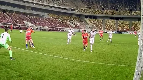 Arbitrul Radu Petrescu, două gafe uriașe în aceeași fază la FCSB – Dinamo! Dennis Man l-a „păcălit”, iar Florin Tănase a reușit dubla din penalty | FOTO&VIDEO