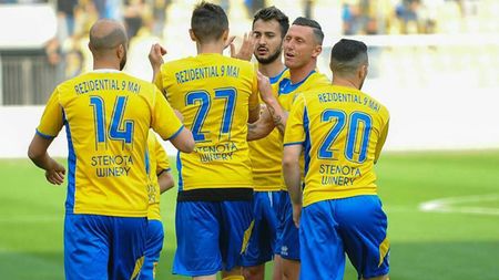 EXCLUSIV | O echipă poate "prelua" modelul Dinamo. Ajunge la al treilea antrenor în acest sezon? "Am avut discuții amicale cu ei". Despre ce echipă e vorba