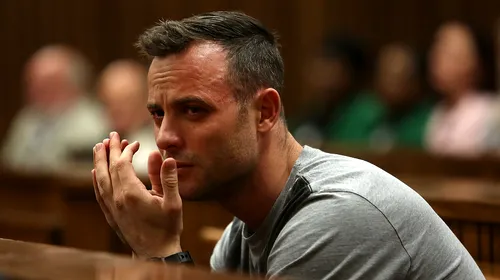 Oscar Pistorius, bătut în închisoare de un deținut nemulțumit că fostul atlet paralimpic petrecea prea mult timp la telefon