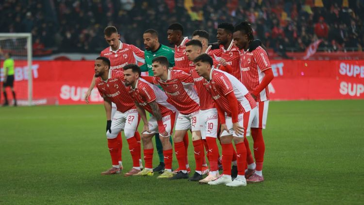 VIDEO Cum arată gazonul de pe Arena Națională după zăpezile care au îngropat Bucureștiul. Imagini de la Dinamo – FC Argeș