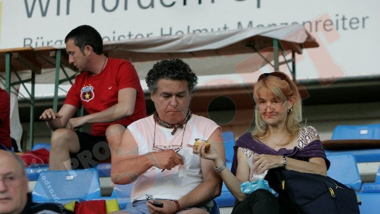 Steliștii, făcuți PRAF de o doamnă din tribune! :) Gardoș a fost cel mai criticat: "E mare și degeaba"!** Cu cine l-a confundat pe Bănel