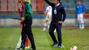 Victoria cu Viitorul aduce liniștea la Steaua! Reghecampf: "E greu să motivezi jucătorii după un eșec cu Chelsea"
