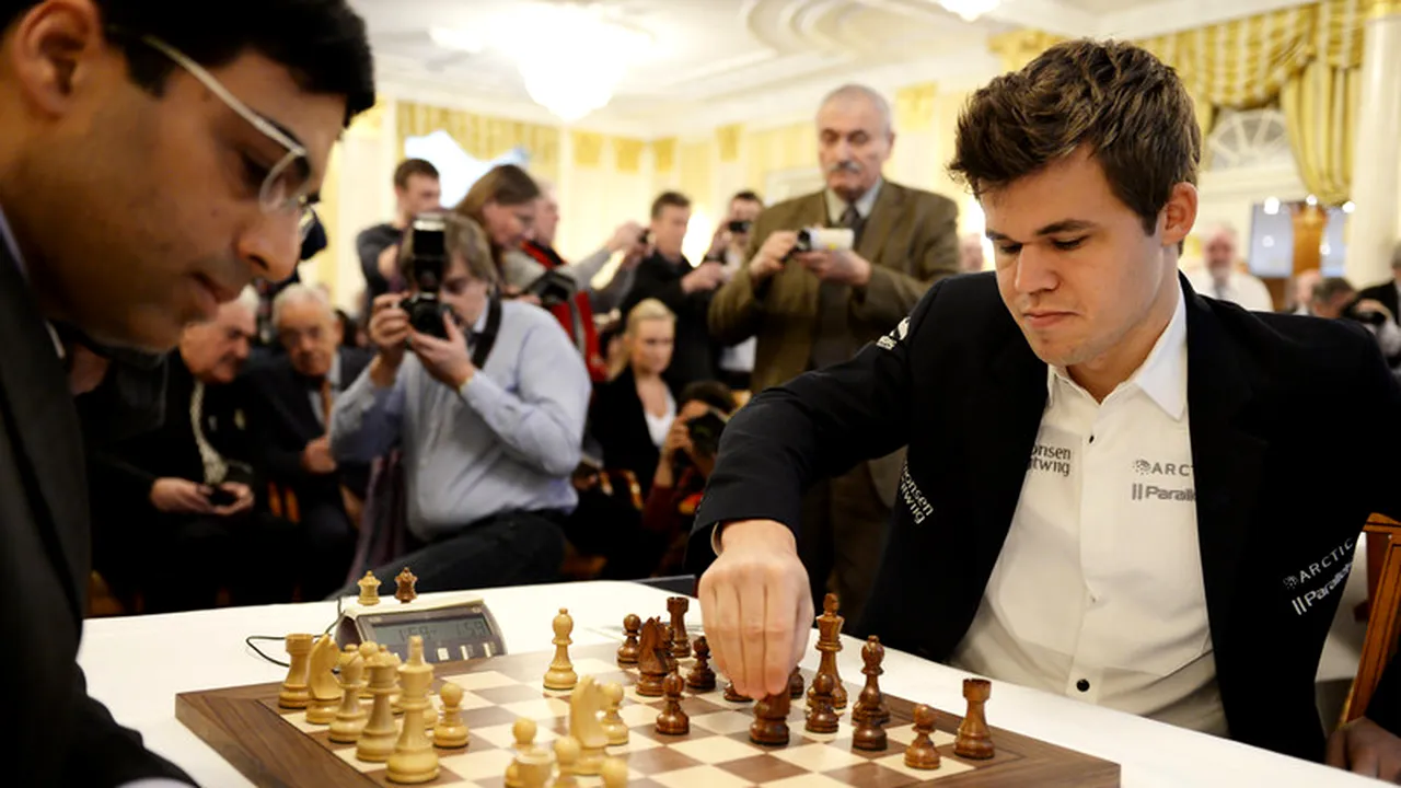 Cel mai mare turneu de șah, la care participă și campionul mondial Magnus Carlsen, se va disputa, în premieră, pe Internet!